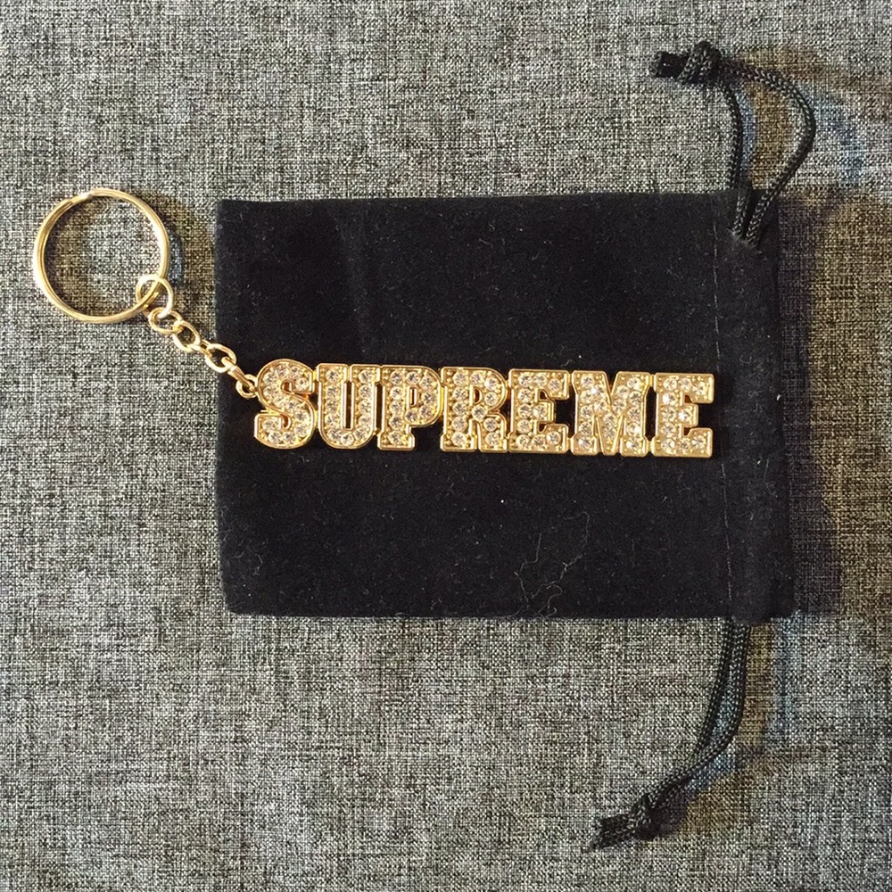 Supreme gold bling keychain